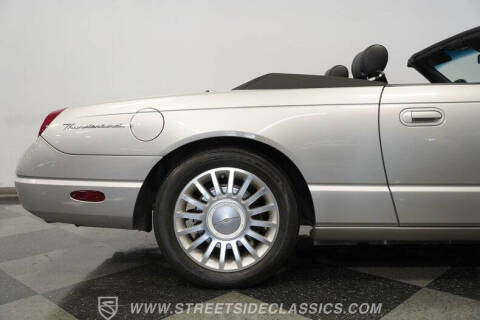 2004 Ford Thunderbird Deluxe