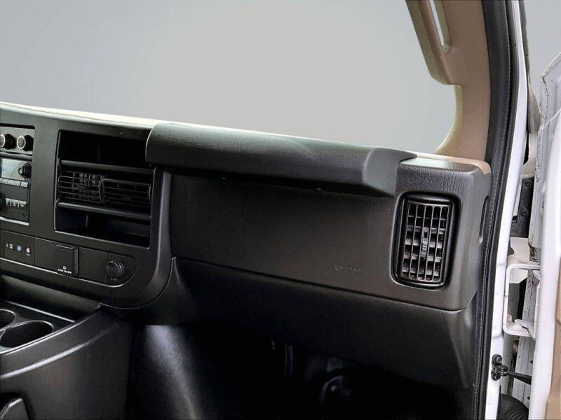 2021 Chevrolet Express 2500