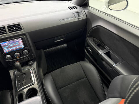 2008 Dodge Challenger SRT8