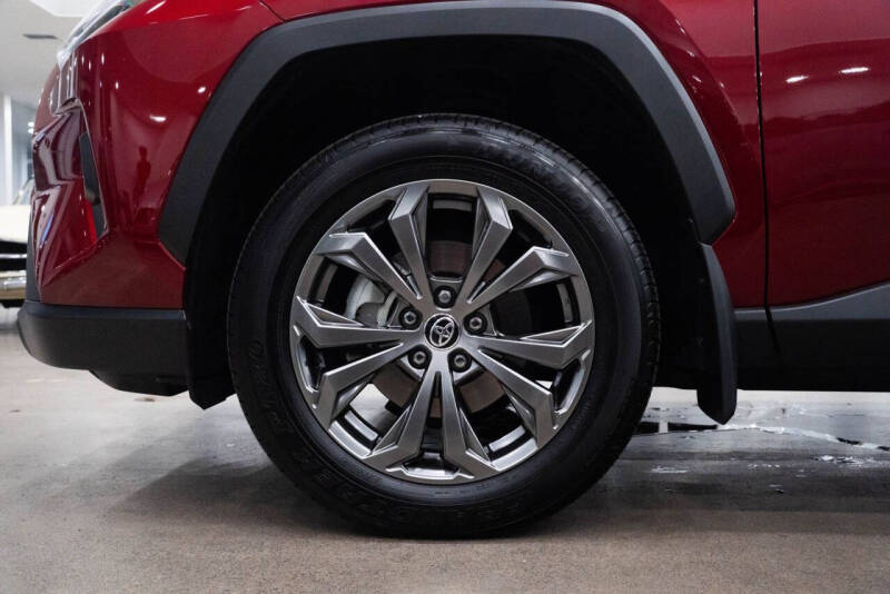 2023 Toyota RAV4 Hybrid XLE Premium