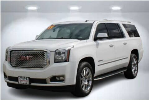 2015 GMC Yukon XL for sale at LIFE AFFORDABLE AUTO SALES in Columbus OH