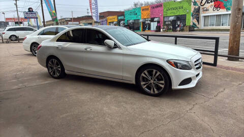 2016 Mercedes-Benz C-Class