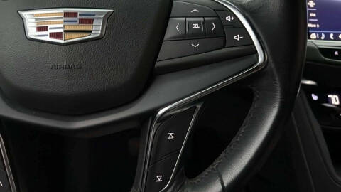 2022 Cadillac XT5 Luxury