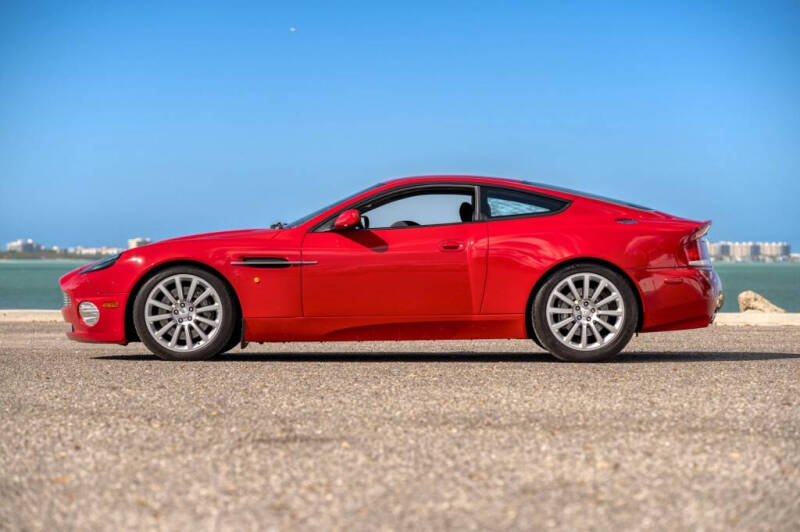 2002 Aston Martin Vanquish