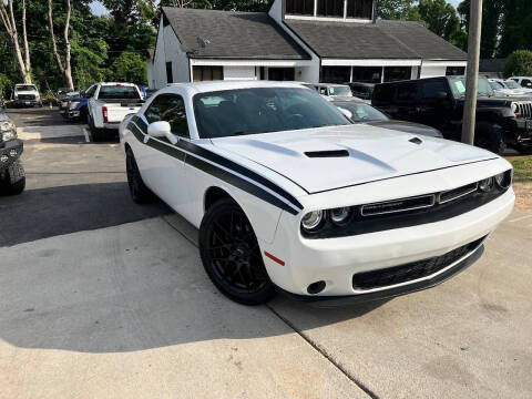 2015 Dodge Challenger SXT