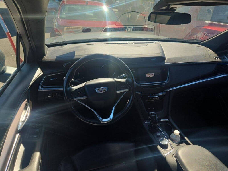 2021 Cadillac XT6 Luxury