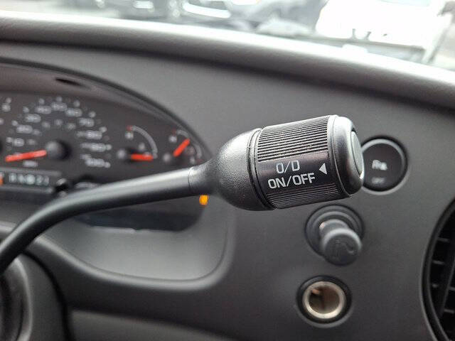 2008 Ford E-Series E-350 SD XLT