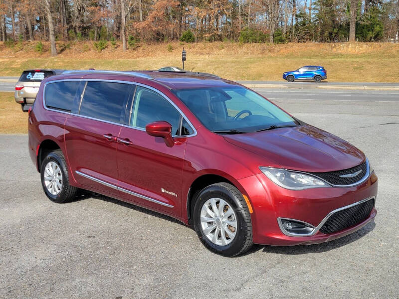 2018 Chrysler WHEELCHAIR VAN