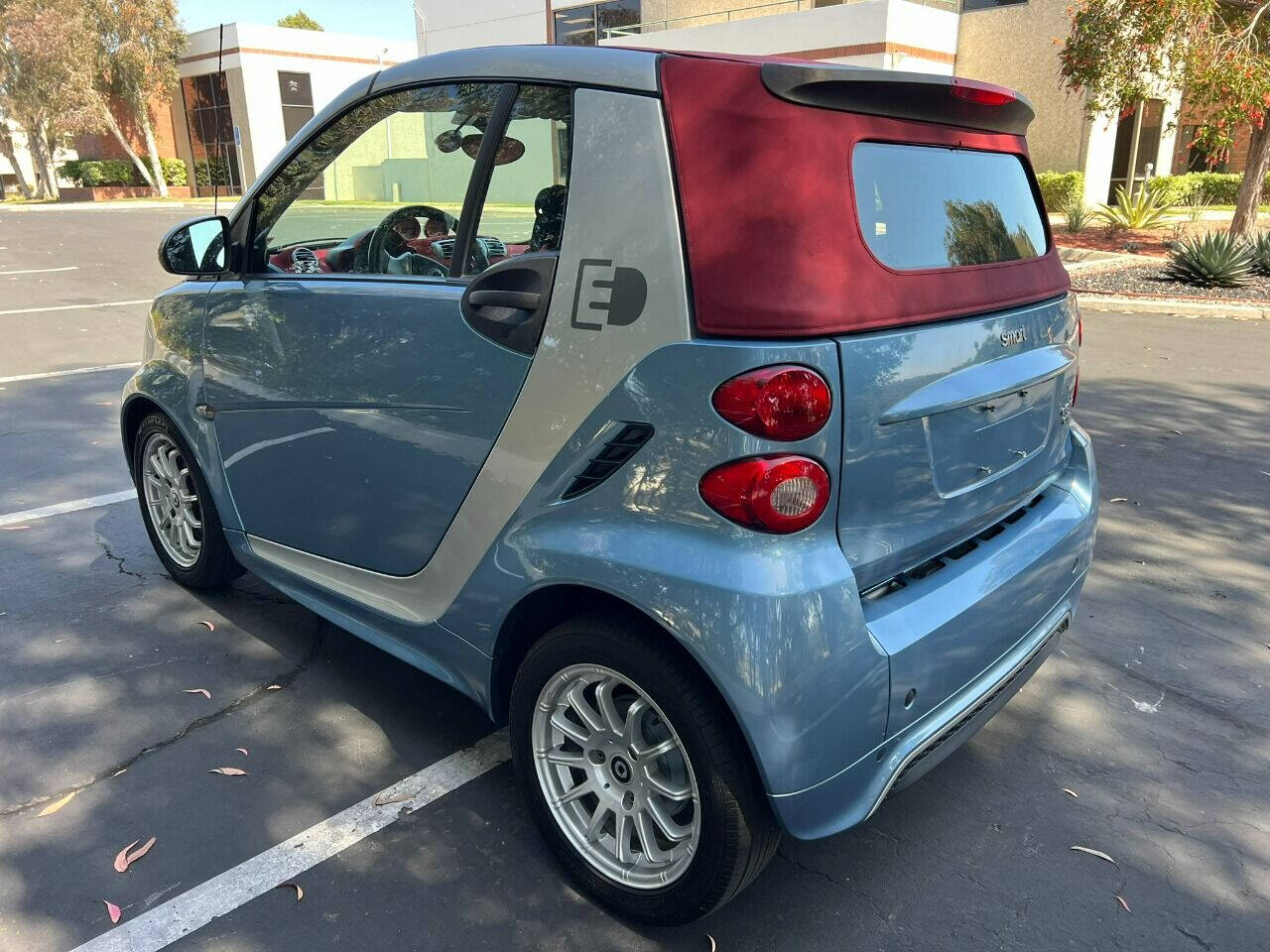 2013 Smart fortwo electric drive for sale at Martyn Motors in San Diego, CA