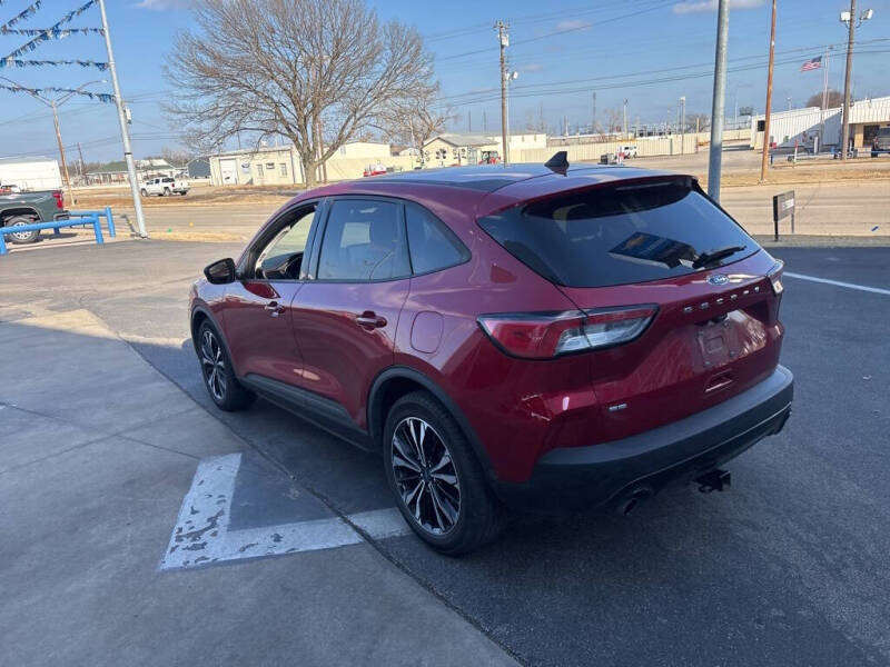 2021 Ford Escape SE