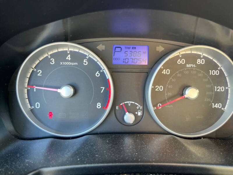 2011 Hyundai Accent GLS