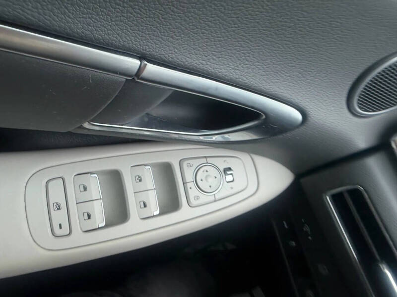 2022 Hyundai Sonata Hybrid Blue