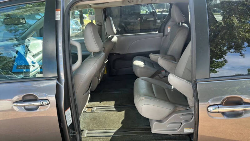 2015 Toyota Sienna