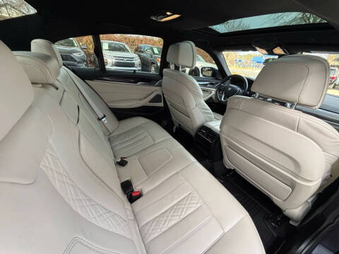 2019 BMW 5 Series 540i