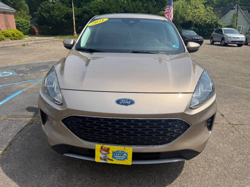 2021 Ford Escape SE
