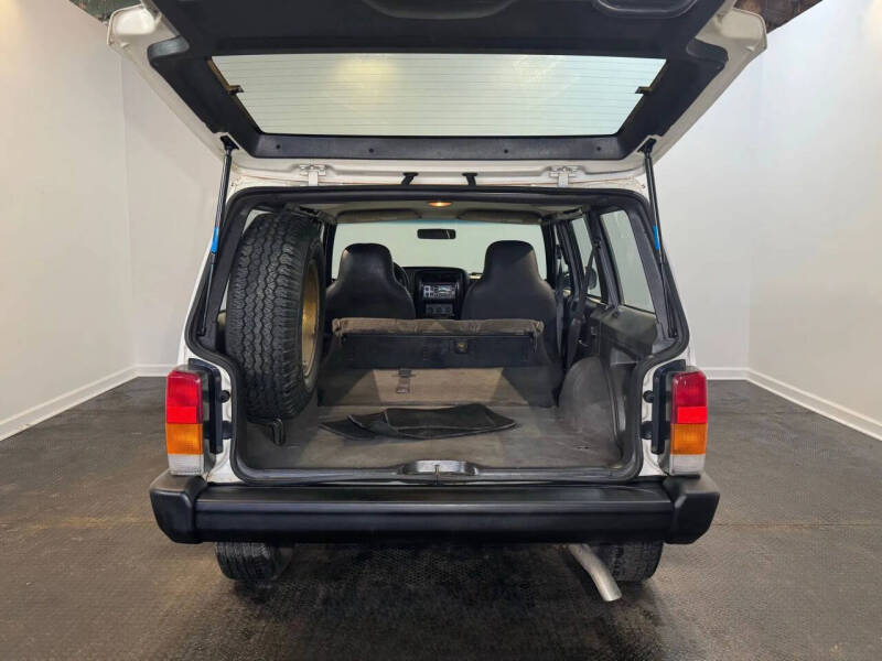 2000 Jeep Cherokee SE