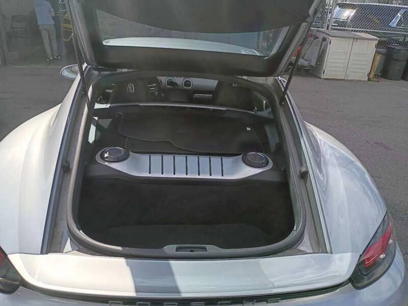 2018 Porsche 718 Cayman