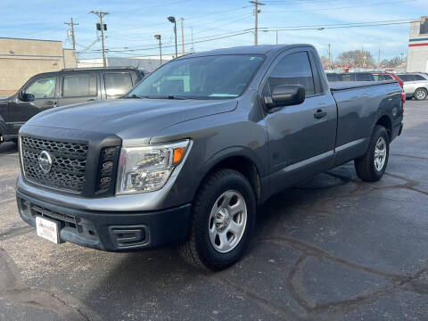 2017 Nissan Titan S