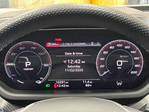 2023 Audi e-tron GT quattro Premium Plus