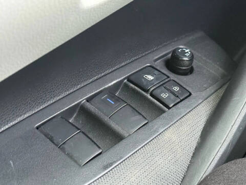 2020 Toyota Corolla Hybrid LE