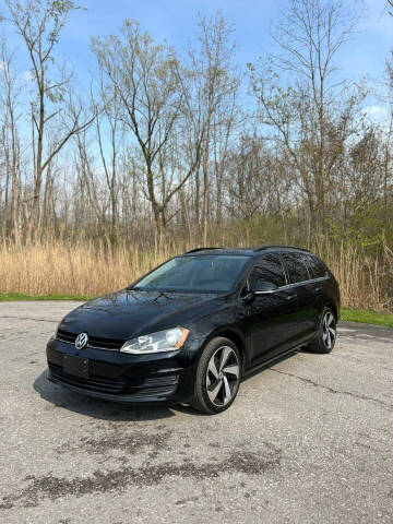2015 Volkswagen Golf SportWagen for sale at Solo Auto in Rochester NY