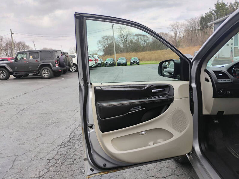 2018 Dodge Grand Caravan SE Plus