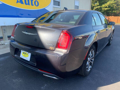 2016 Chrysler 300 S