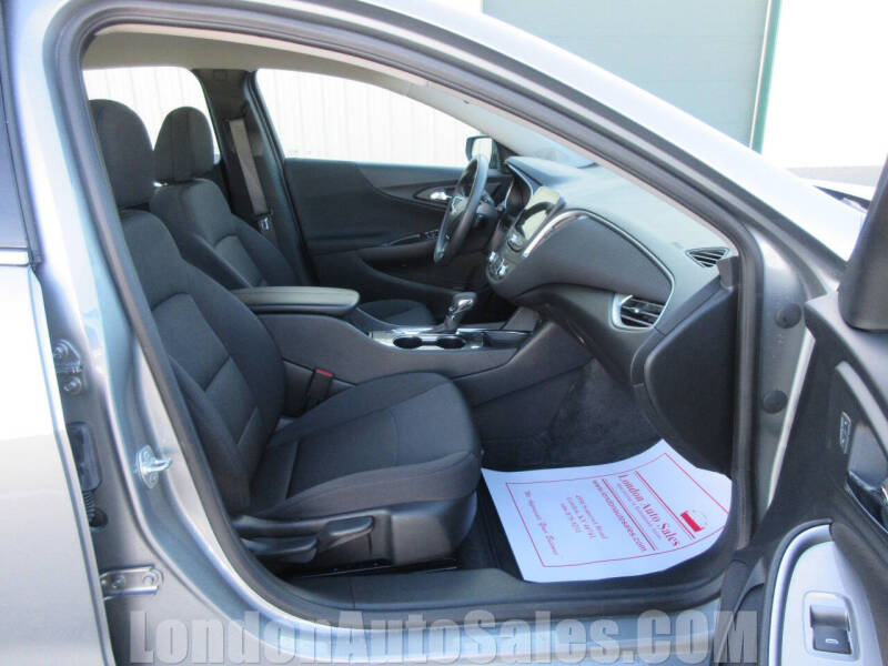 2025 Chevrolet Malibu LT