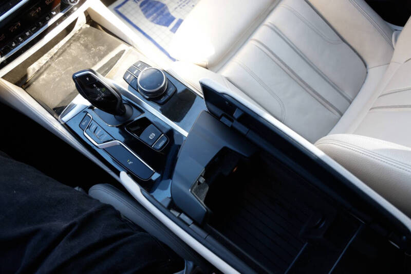 2017 BMW 5 Series 540i