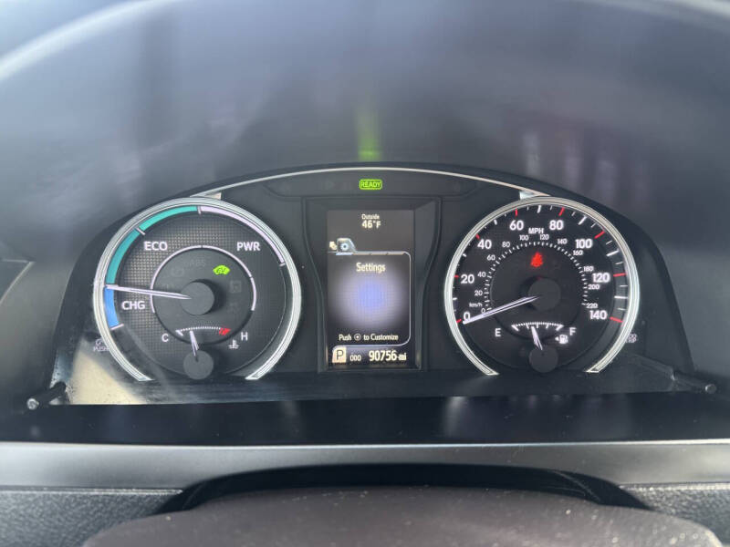 2015 Toyota Camry Hybrid SE