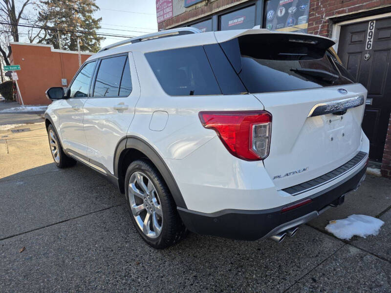 2020 Ford Explorer Platinum