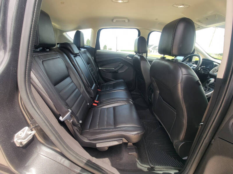 2017 Ford C-MAX Energi Titanium