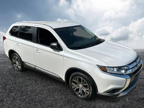 2016 Mitsubishi Outlander ES