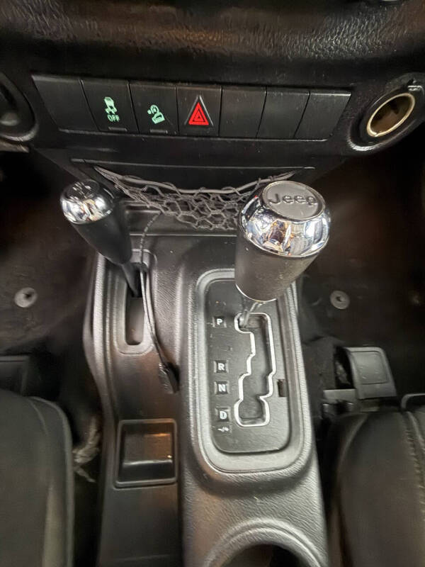 2015 Jeep Wrangler Willys Wheeler Edition