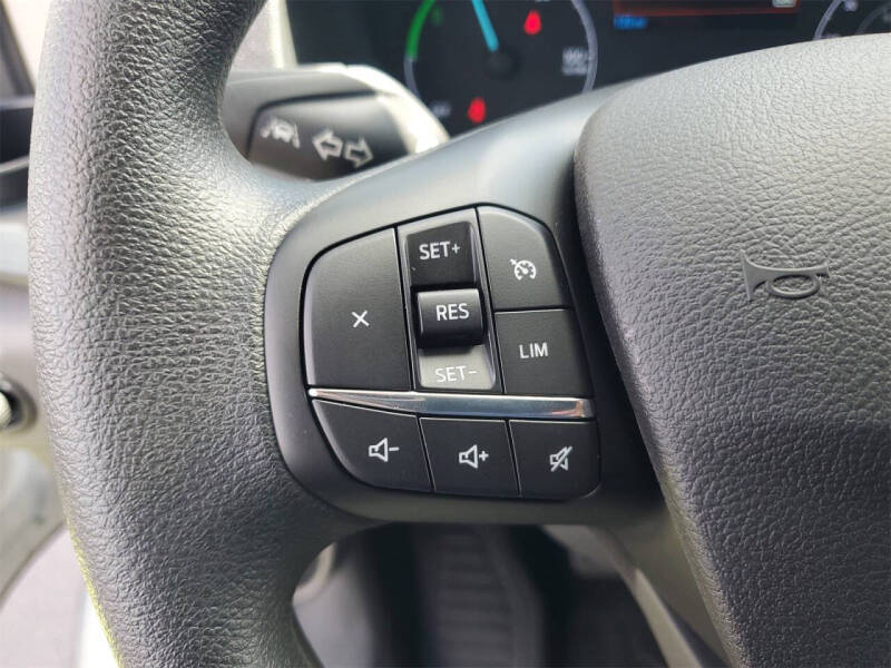 2025 Ford E-Transit 350