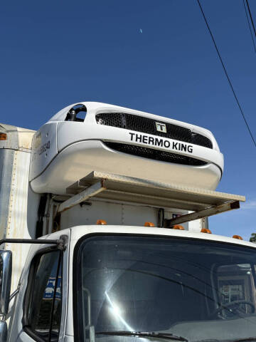 2012 Freightliner M2 106