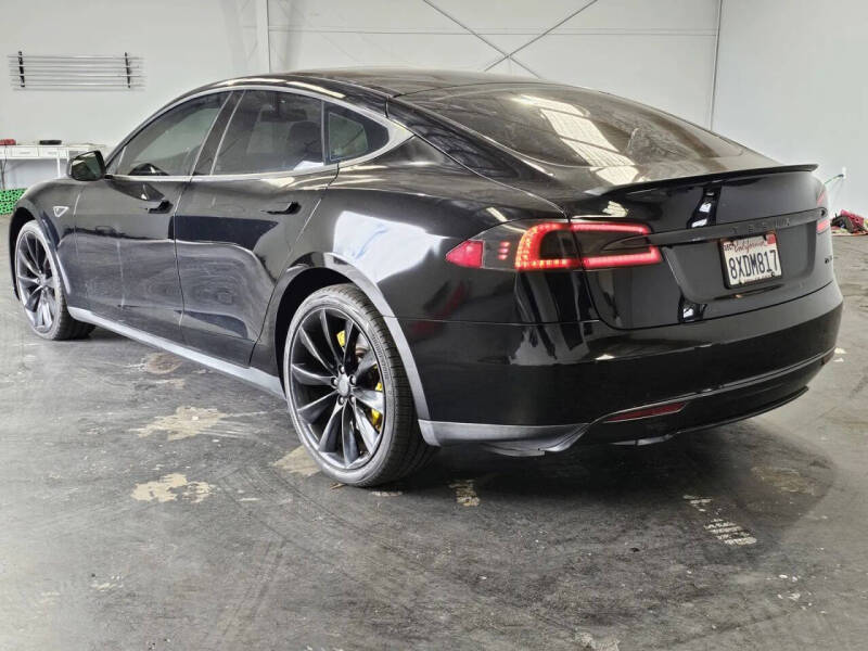2013 Tesla Model S Performance