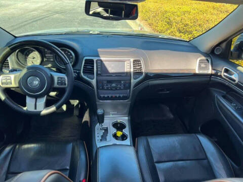 2013 Jeep Grand Cherokee Overland Summit