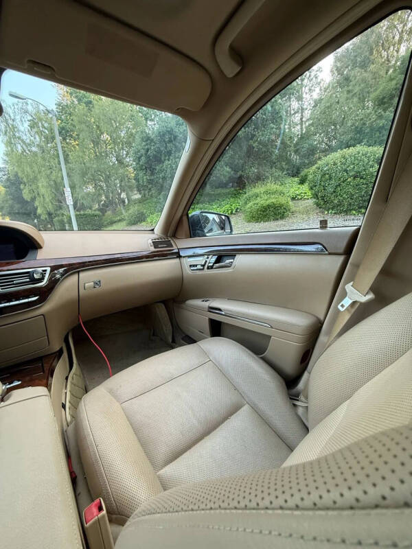 2012 Mercedes-Benz S-Class S 550 4MATIC