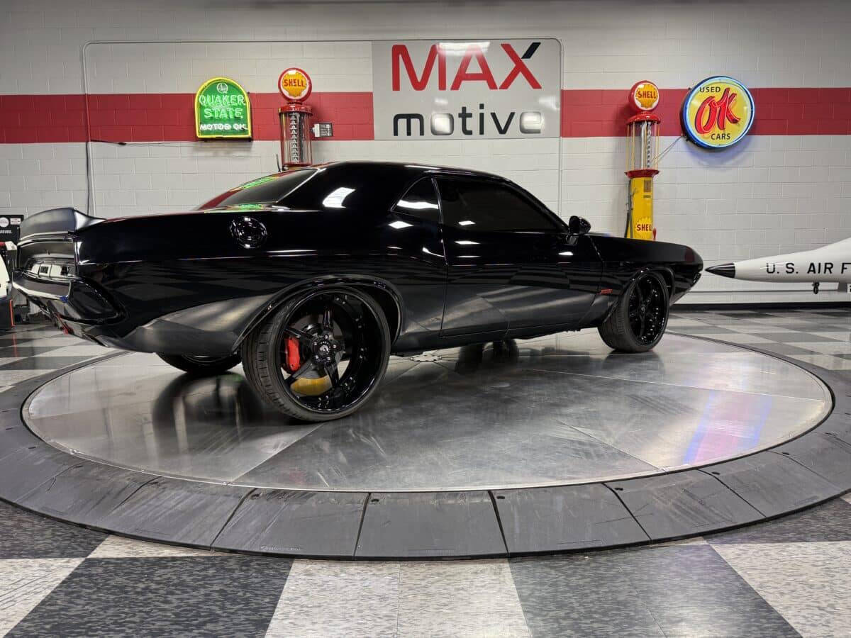 1970 Dodge Challenger 15