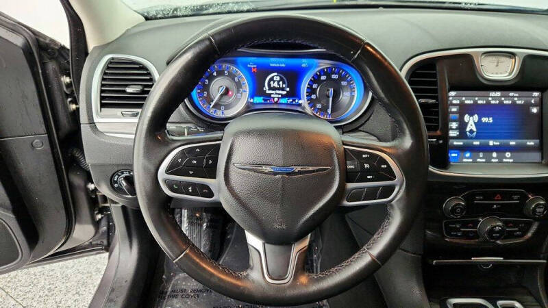 2021 Chrysler 300