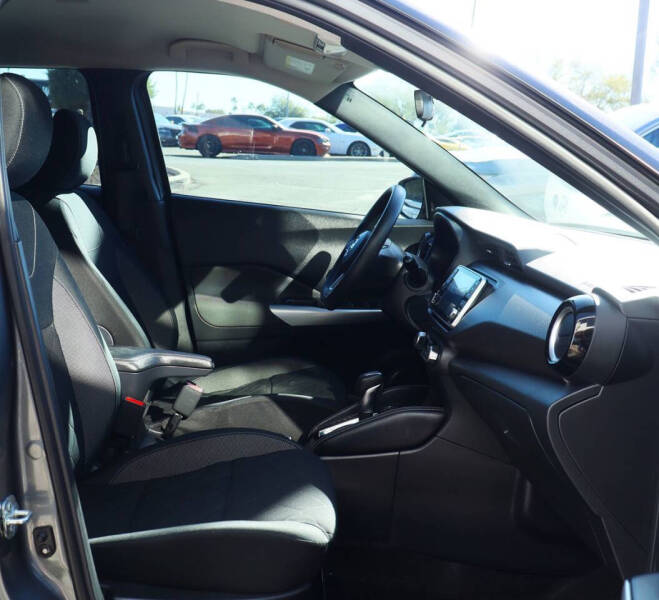 2020 Nissan Kicks SV