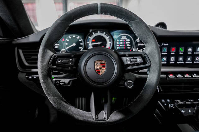 2024 Porsche 911 Dakar