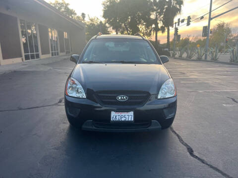 2009 Kia Rondo LX