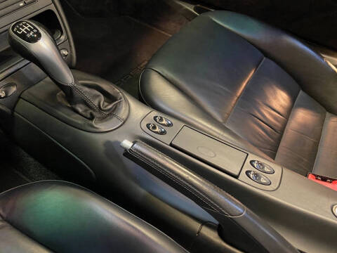 2004 Porsche 911 Carrera 4S