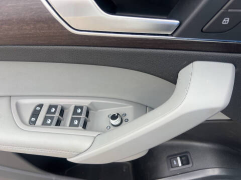 2022 Audi Q5 quattro S line Prem Plus 45 TFSI