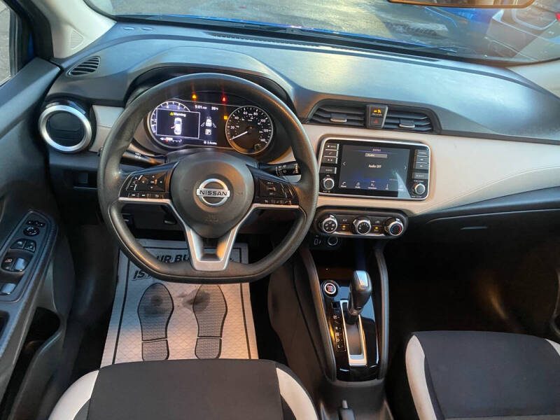 2021 Nissan Versa SV