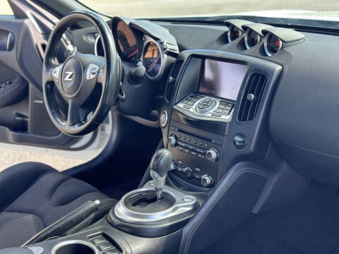 2017 Nissan 370Z Sport Tech