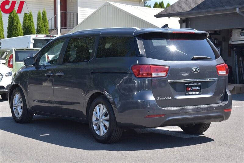 2016 Kia Sedona LX