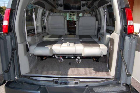 2017 GMC Savana 2500